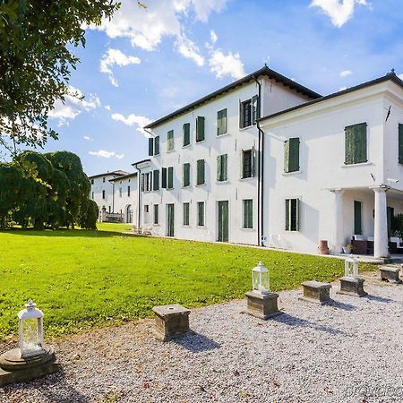 Hotel Villa Policreti Castello dʼAviano Esterno foto
