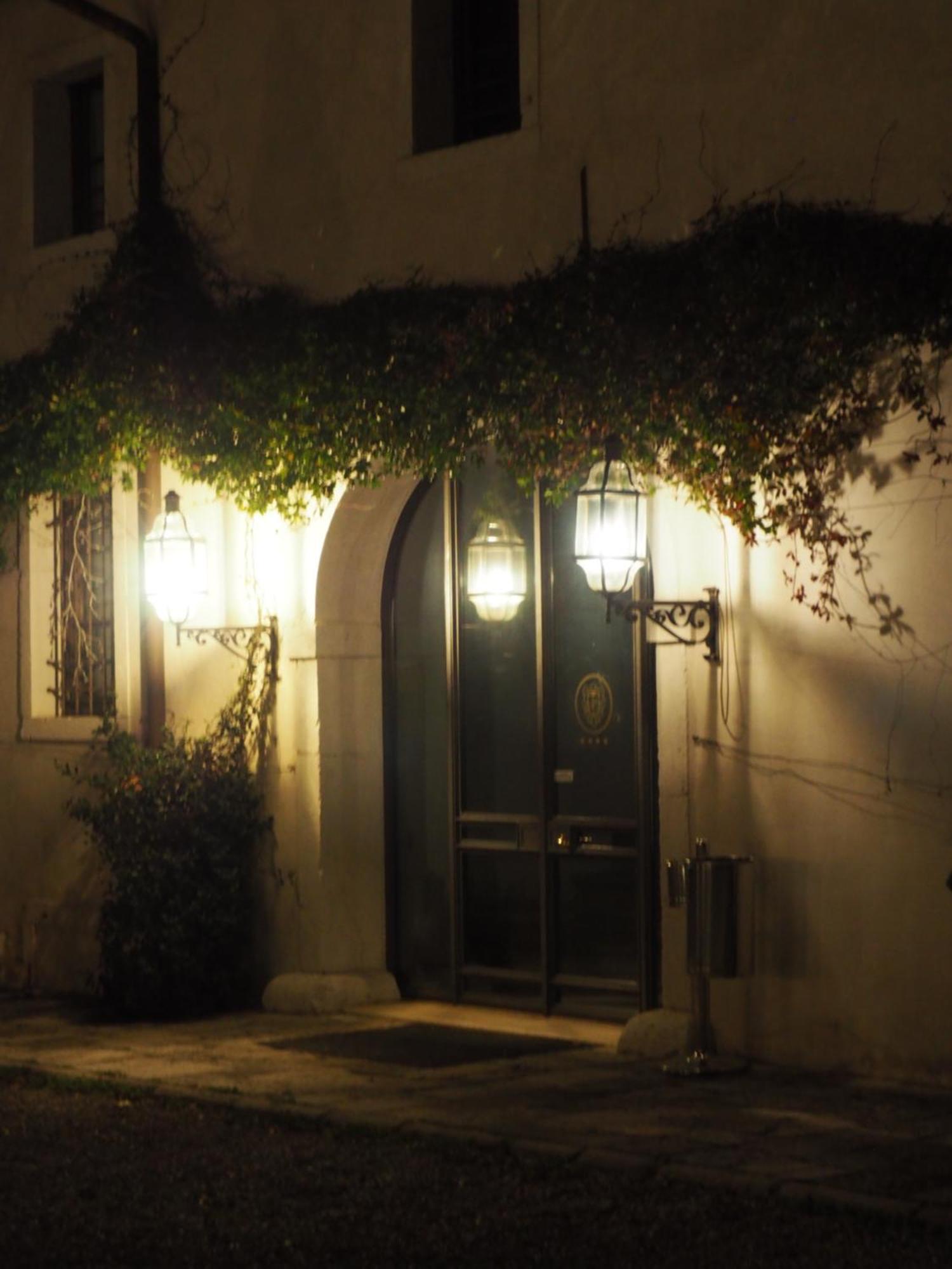 Hotel Villa Policreti Castello dʼAviano Esterno foto