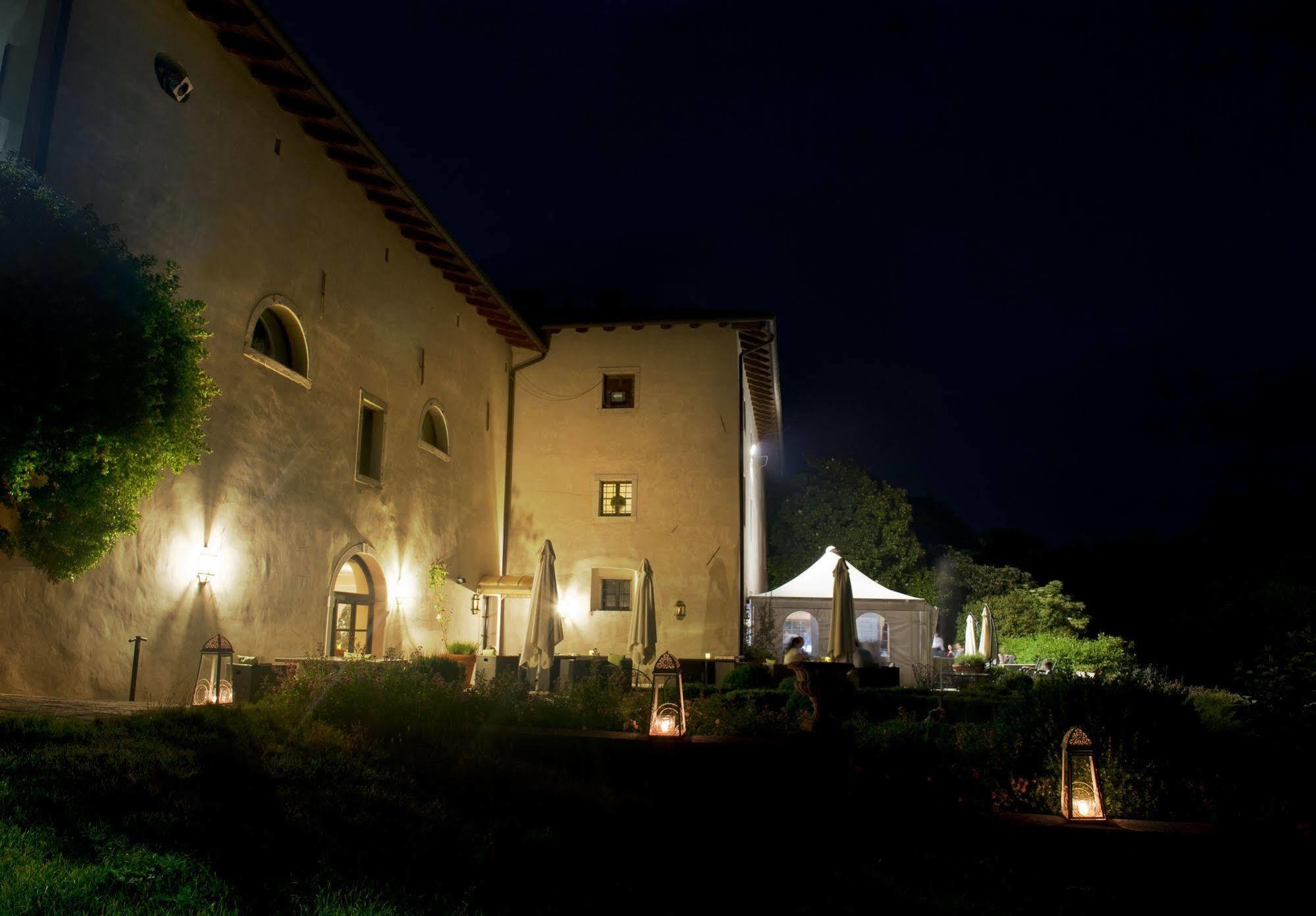 Hotel Villa Policreti Castello dʼAviano Esterno foto