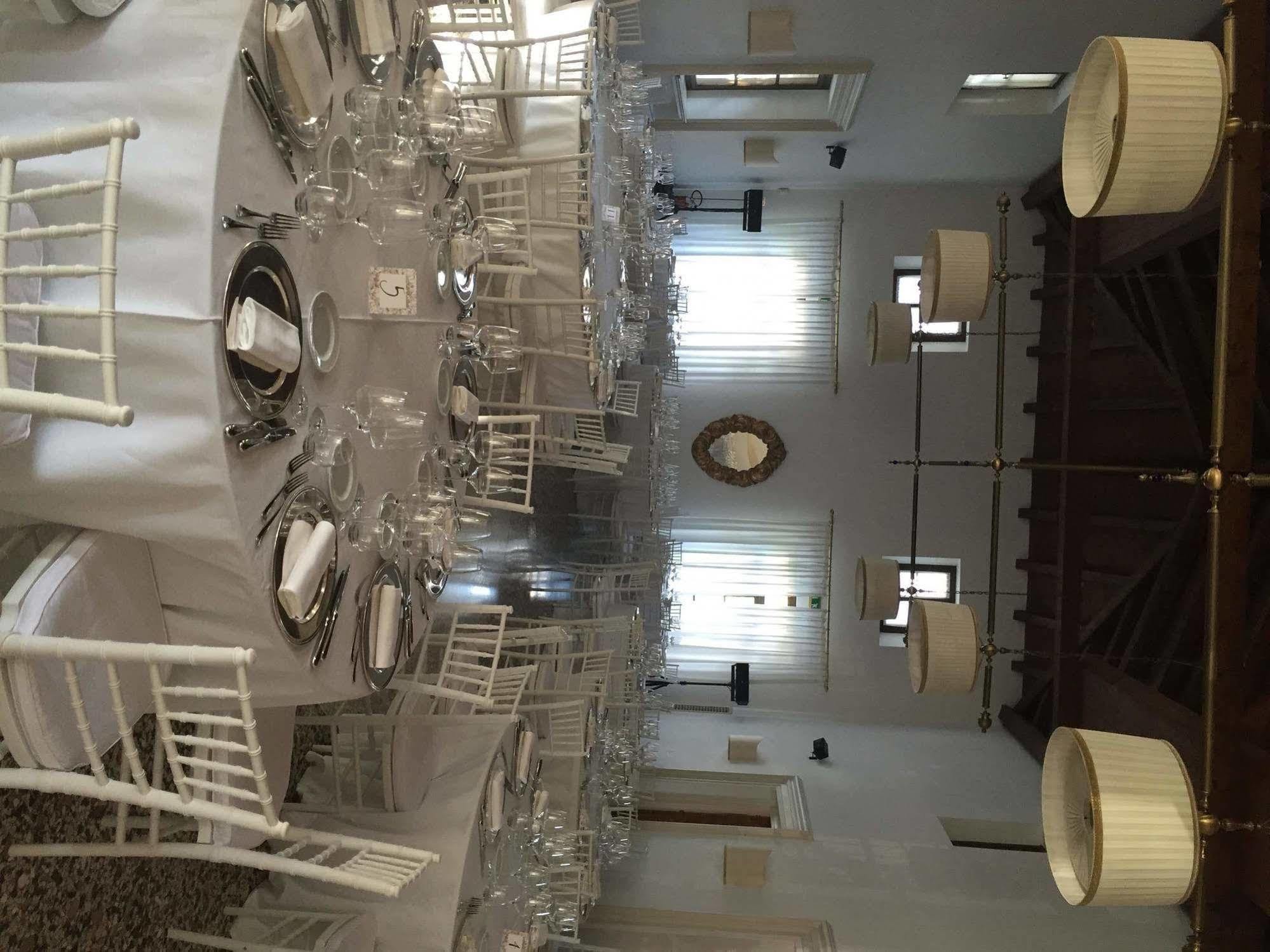 Hotel Villa Policreti Castello dʼAviano Esterno foto